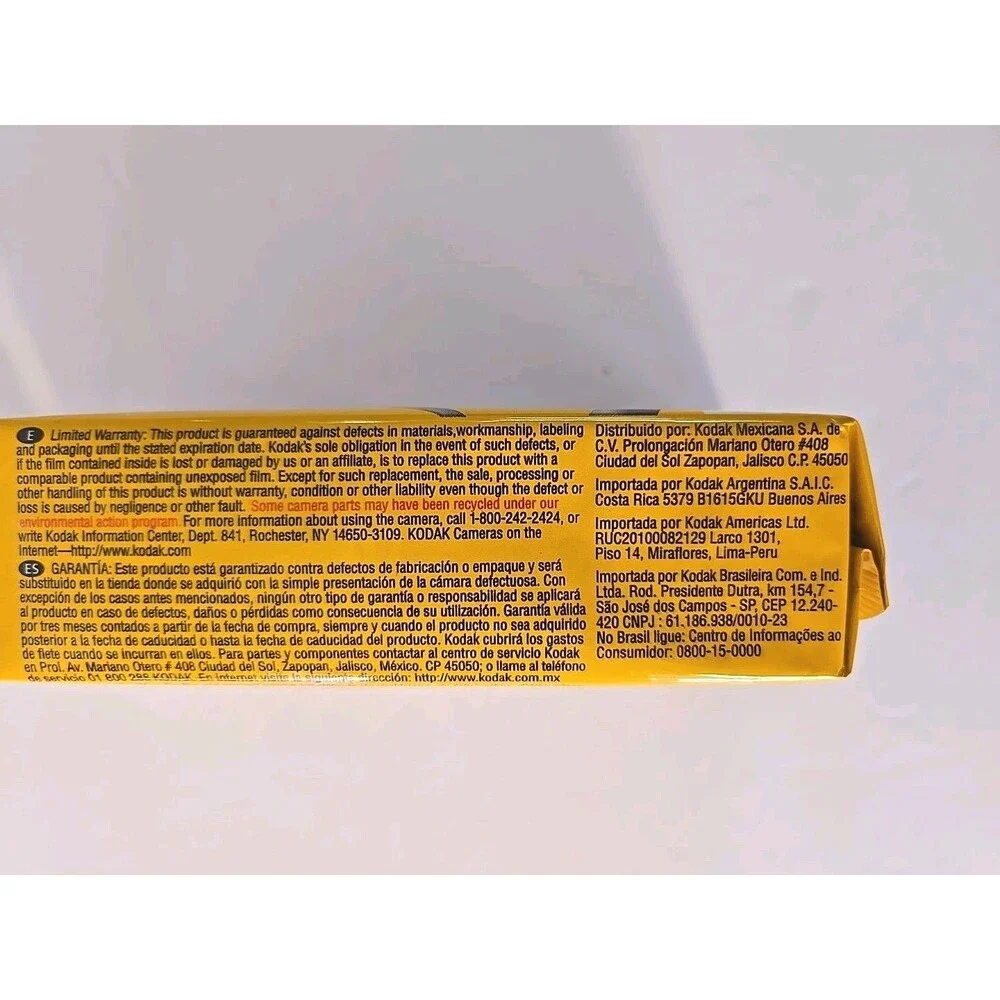 KODAK 800 FunSaver 35mm Single Use Camera Exp 12/2007 Sealed Pack